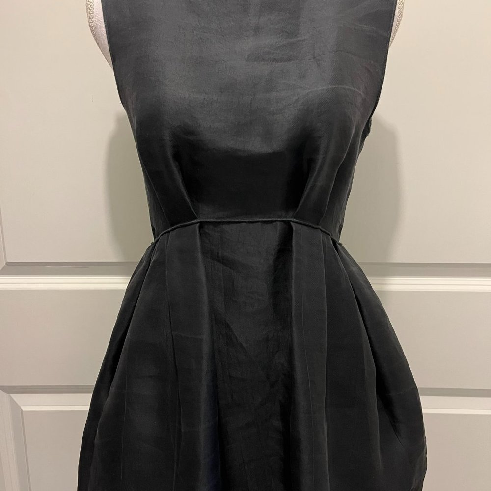 Ter et Bantine Black Dress with Pockets in 100% Silk - Picture 4 of 16